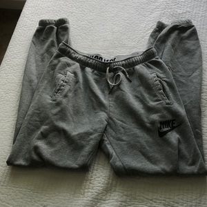 Nike Sweatpants